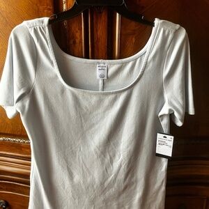 NWT - Melrose & Market Women's Short Sleeve T-Shirt in Blue Illusion - Size L